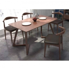 餐桌餐椅（一桌四椅）