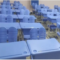 学生桌椅