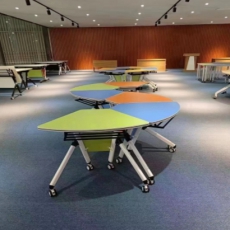 团体桌子