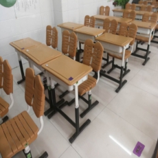 手摇式课桌椅PD880D