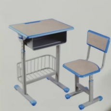 学生桌椅