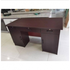办公桌